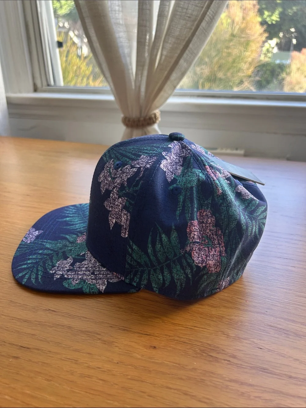 NWT Beautiful Giant Snap Back. One size. - Picture 2 of 7